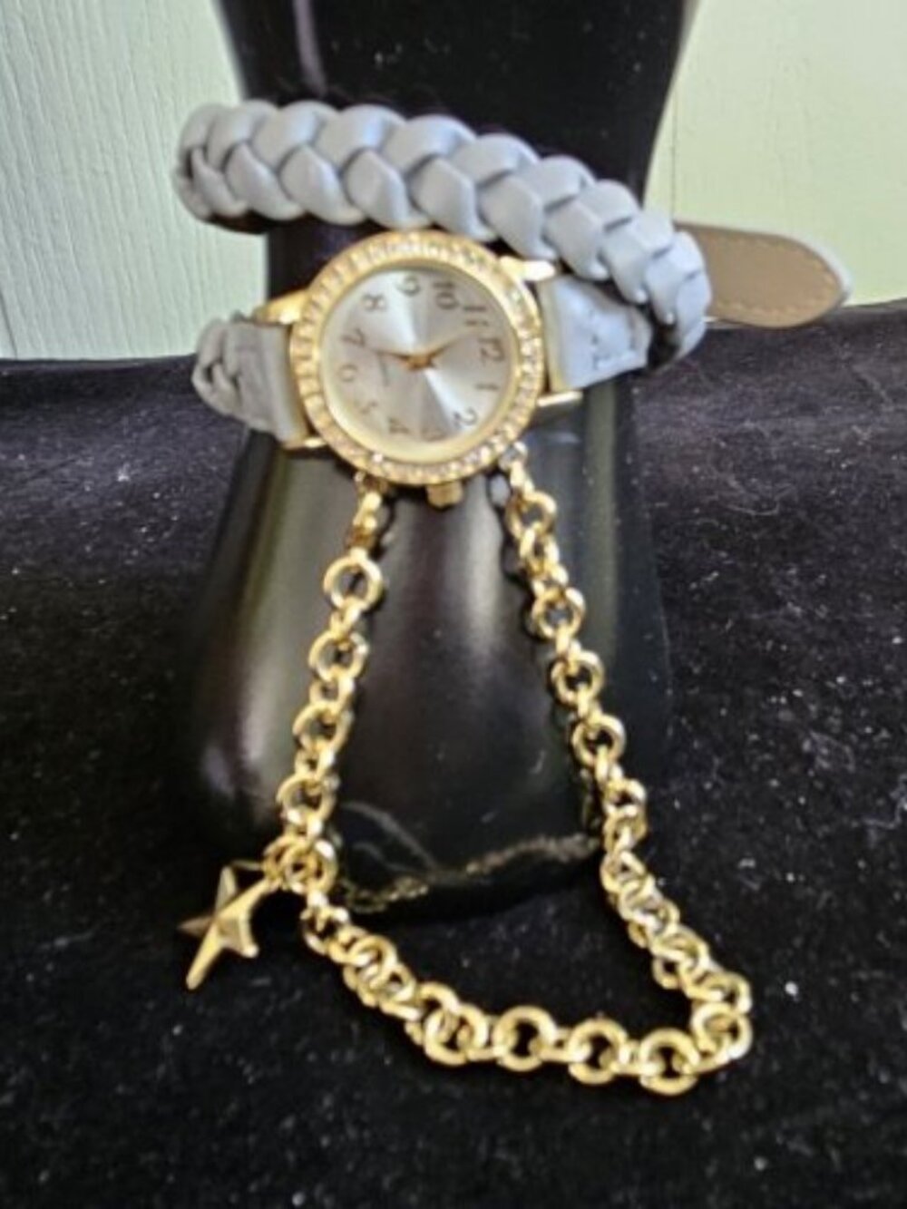 Gray Braided Leather Wrap Rhinestone Face Ladies Quartz Watch with Chain
